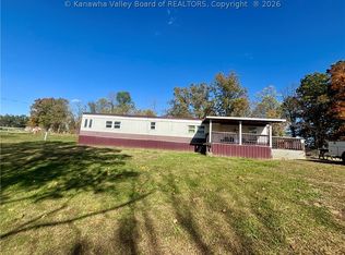 3080 Stone Lick Rd, Kenna, WV 25248