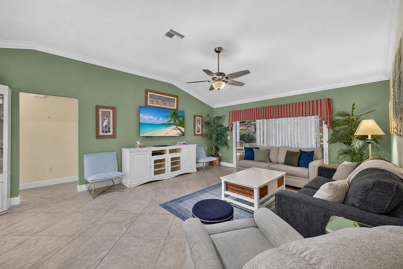 3 bed, 1512 sqft, $2,750 — Photo 3