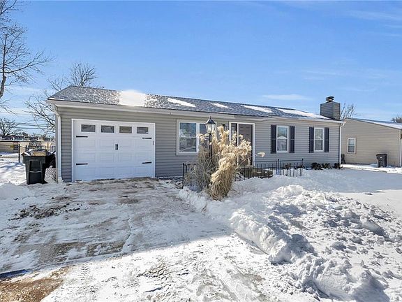 2nd image of 8247 Tauromee Ave