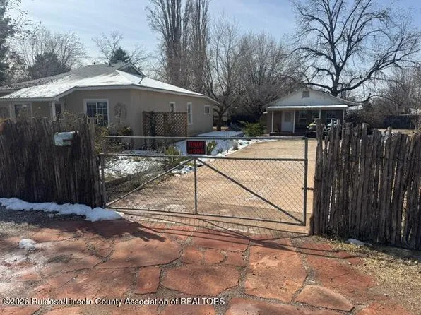 901 6th St, Tularosa, NM 88352