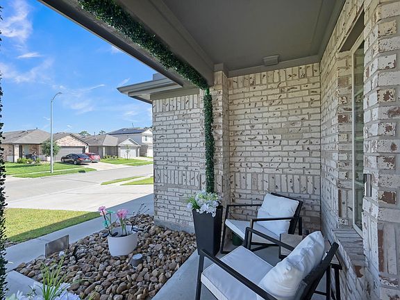 5th image of 2422 Silver Prairie Ln