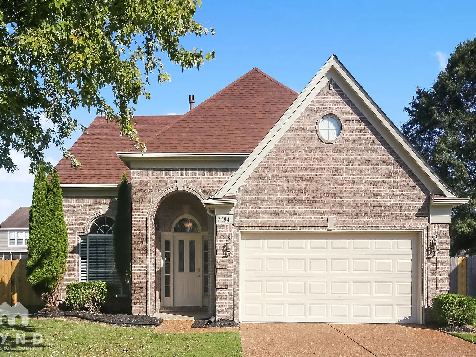 4 bed, 2.5 bath, 2277 sqft, $2,149 — Photo 1