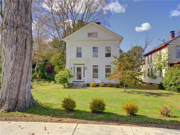 15 Plains Road, East Haddam, CT 06469