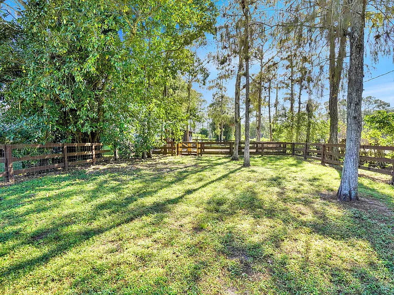 11231 Ira Ln — Photo 15