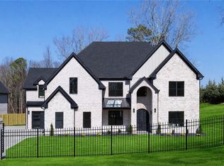 3235 Smithtown Rd, Suwanee, GA 30024