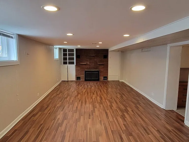 4545 Vallejo St — Photo 2