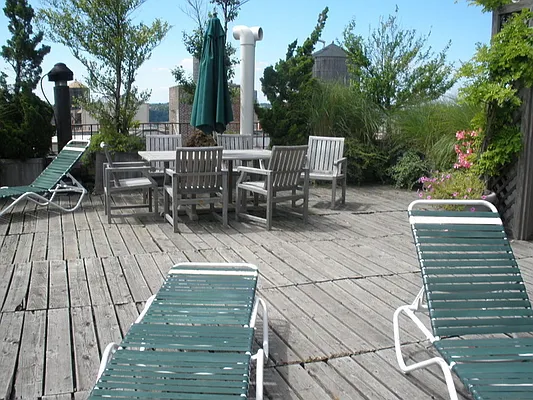 Rented by Elinor Taasa, LREB | media 30