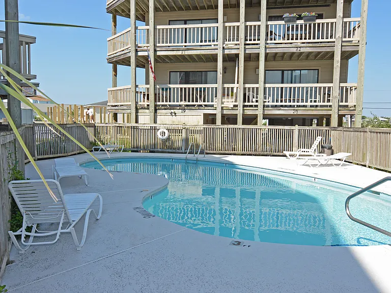 1717 Carolina Beach Ave N #B9 — Photo 14