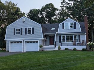 872 Mountain Laurel Rd, Fairfield, CT 06824