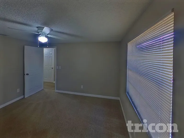 804 Briarcliff Dr — Photo 12