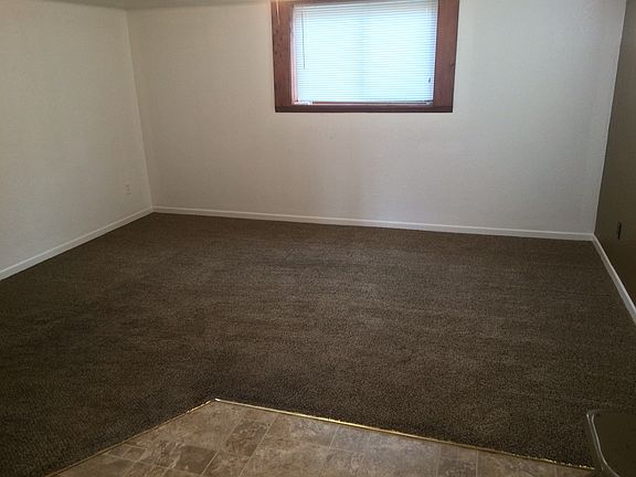 5th image of 1217 Broadway Ave S