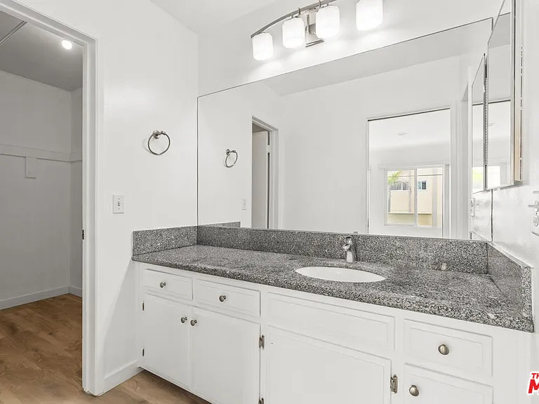 1916 Pacific Ave #2 — Photo 11