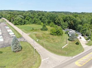 690 Mondhank Rd NE, Lancaster, OH 43130