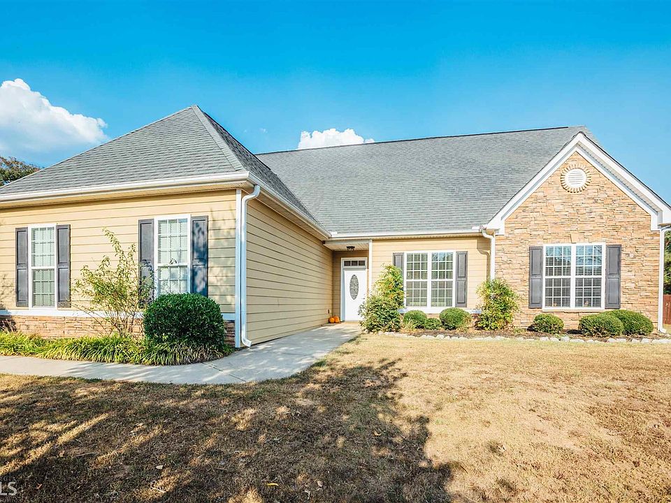 1st image of 1120 Whispering Lakes Dr