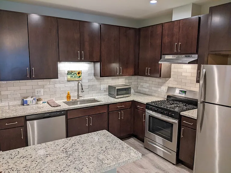 1143 Maple Ave #11471 — Photo 3