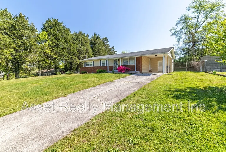 4821 Gettysburg Rd — Photo 6