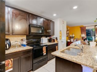 824 Umber Dr, Fort Myers, FL 33913