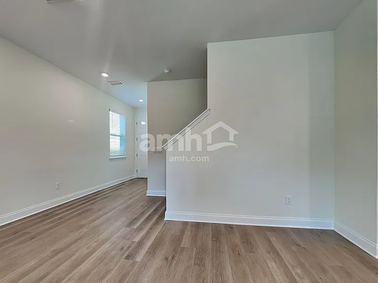 2644 Sunrise Landing Loop — Photo 7