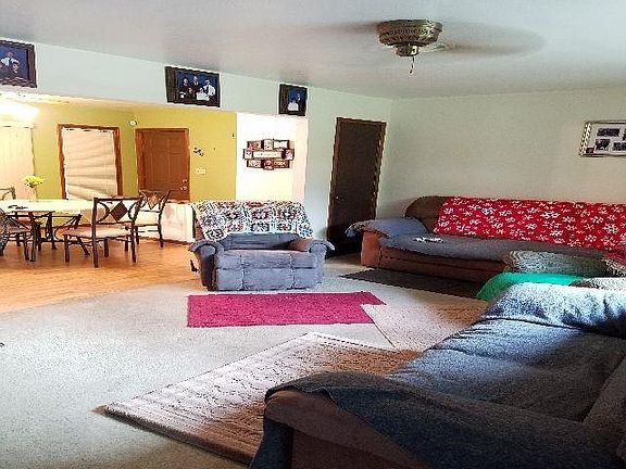 2nd image of 27634 Maple Valley Dr