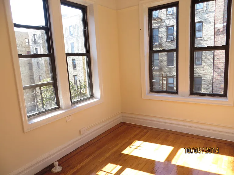 2146 Barnes Ave #5 — Photo 3