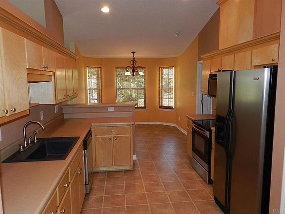 5th image of 6480 Bay Oaks Dr