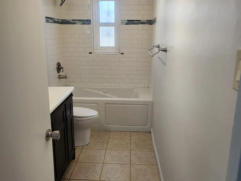 2514 Wyoming Blvd NE — Photo 17