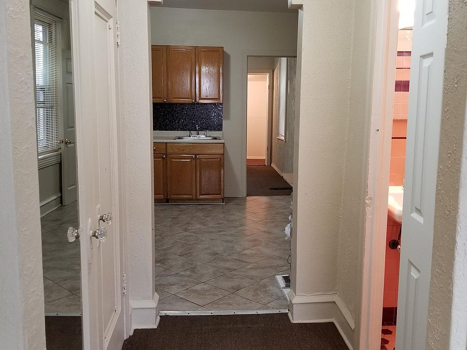 1st image of 2441 N 32nd St Floor 1