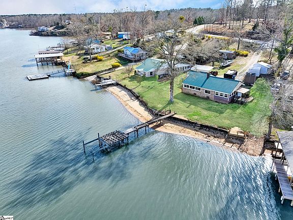 3rd image of 1020 Flymm Smith Rd