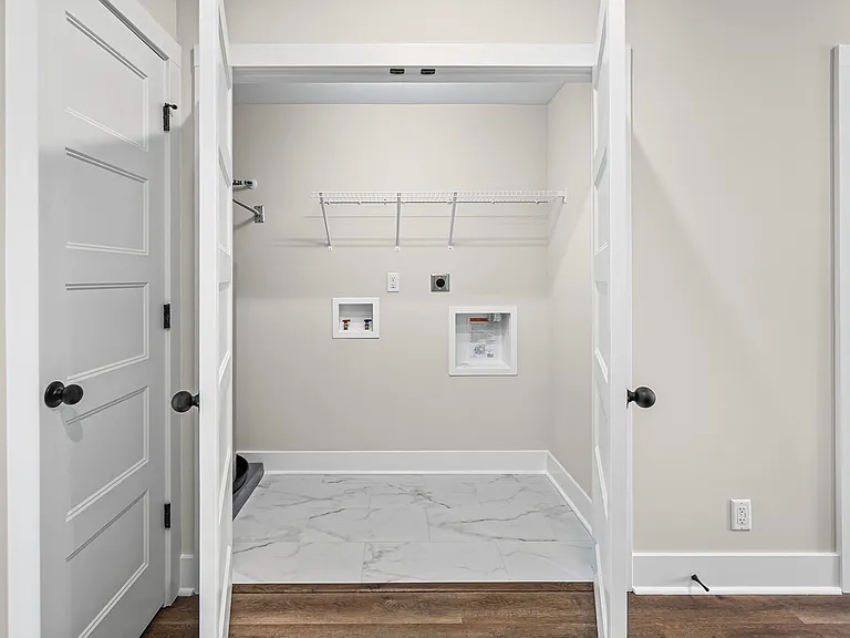 1035 Sinclair Dr #3B — Photo 9