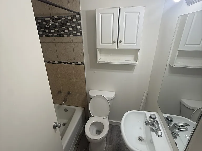 973 Payne Ave — Photo 7