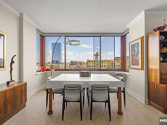 5th image of 100 Old Palisade Rd APT 2311