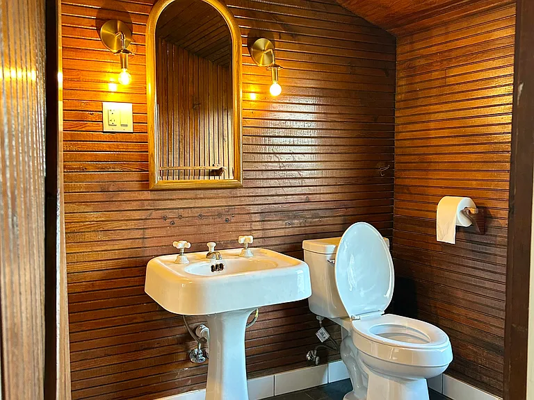 2203 Montclair Ave #B — Photo 1