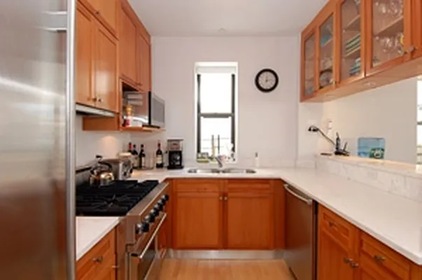 Sold by Corcoran | media 8