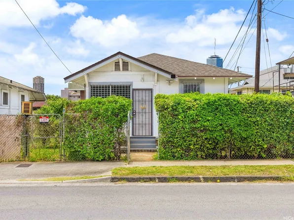 1821 Young St, Honolulu, HI 96826