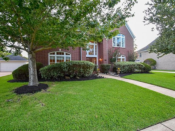 2nd image of 4714 Dunleigh Ct