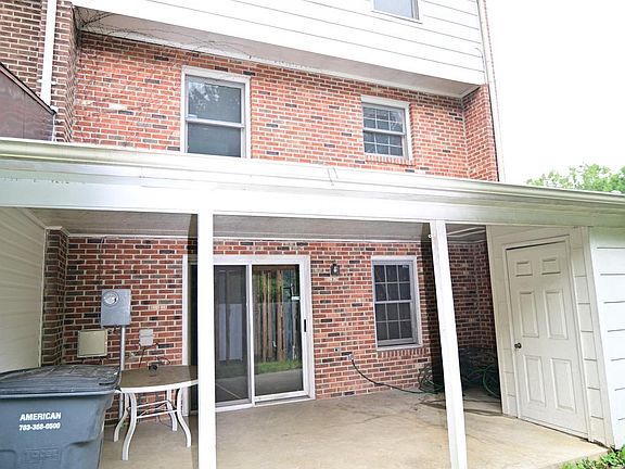 5th image of 252 Overlook Ct