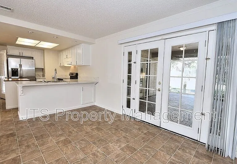 6830 Mellodora Dr — Photo 20