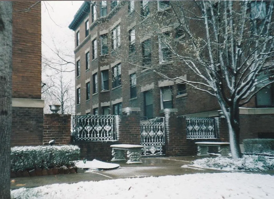 484 Lake Ave #2S