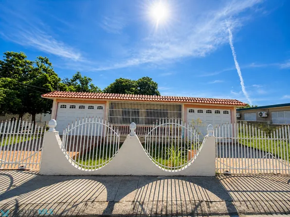 8 Calle 5 #466, Isabela, PR 00662