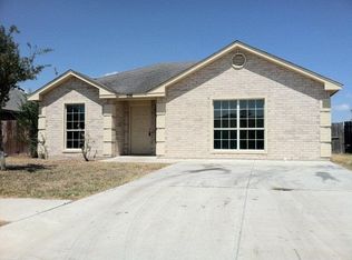 411 S Rancho Del Rey St, Mission, TX 78572