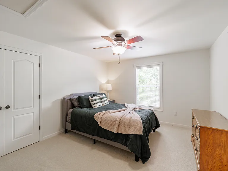530 Edgewood Dr — Photo 22