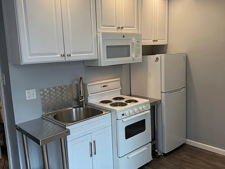 621 Haws Ave #5 — Photo 1