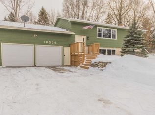 16209 Valley Dr NW, Andover, MN 55304
