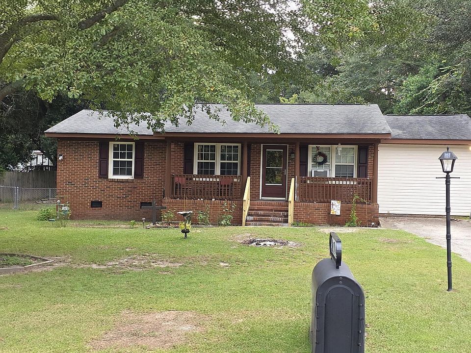 1st image of 214 Bristol Ave