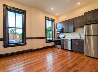 2831 Chippewa St, Saint Louis, MO 63118