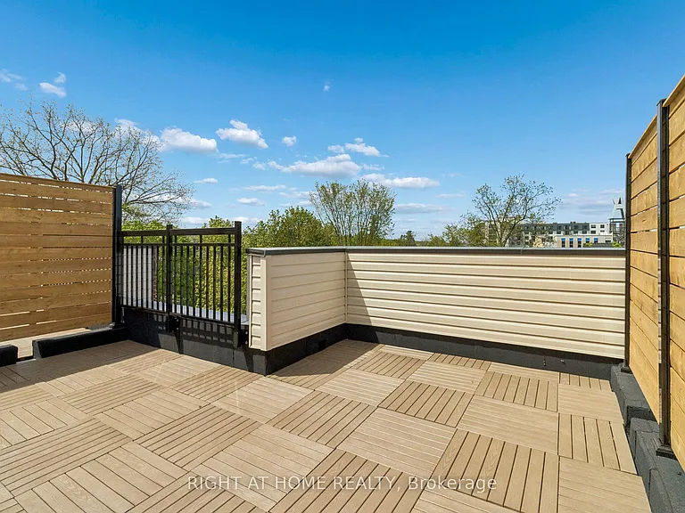 15100 Yonge St #206 — Photo 45