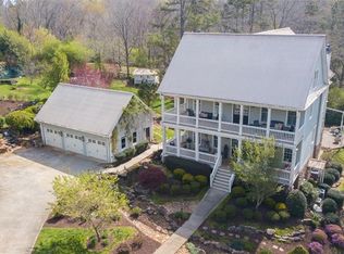 214 Grizzle Farm Rd, Dawsonville, GA 30534