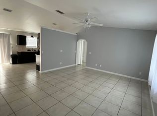 614 Bayport Dr, Kissimmee, FL 34758