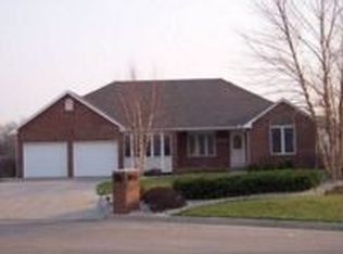 3005 Pinewood Cir, Manhattan, KS 66502