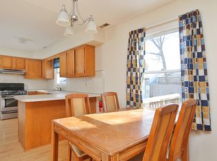 41 Williamsburg Ct, Glassboro, NJ 08028